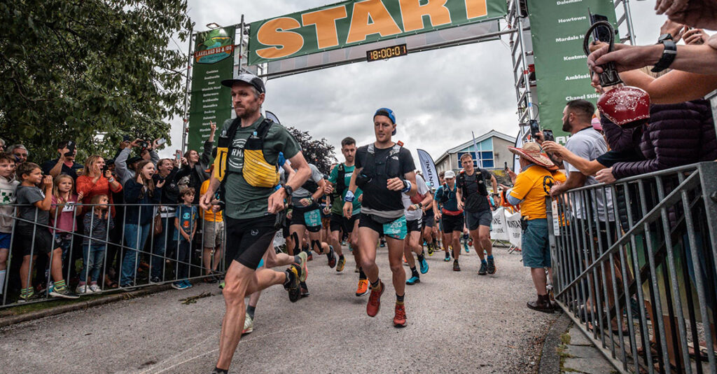 Image shows the Lakeland 2023 start line with competitors setting off